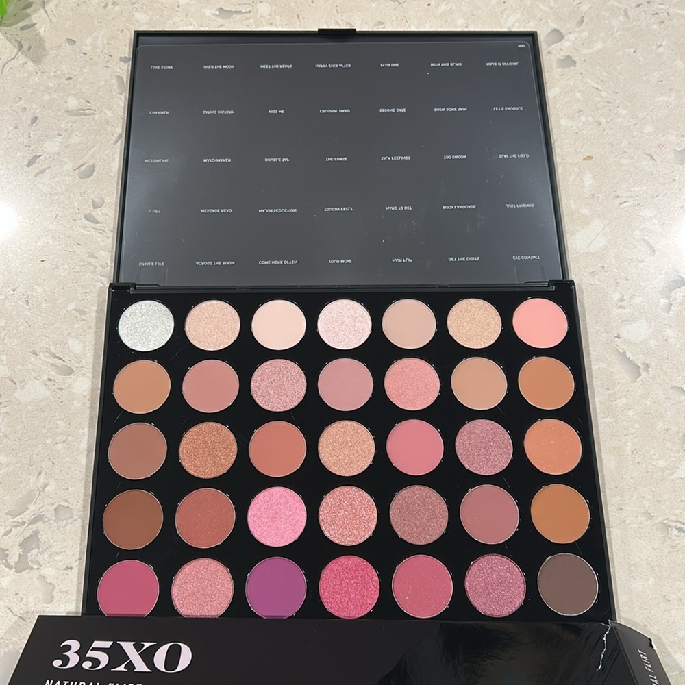 MORPHE | 35XO NATURAL FLIRT